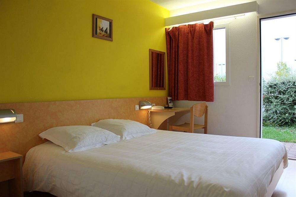 ดิ ออริจินัล แอคเซส โฮเทล แซ็งฟลูร์ Hotel ภายนอก รูปภาพ